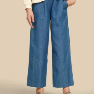 Mädchenhose, weit, aus leichtem Denim