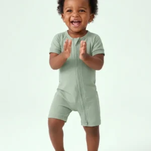 Solid Color Bamboo Shorty Zippy