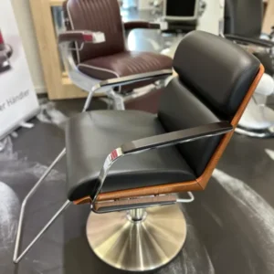 Takara Belmont Eos Ausstellungsstück 92 Friseurstuhl– Nur 1 Stück verfügbar