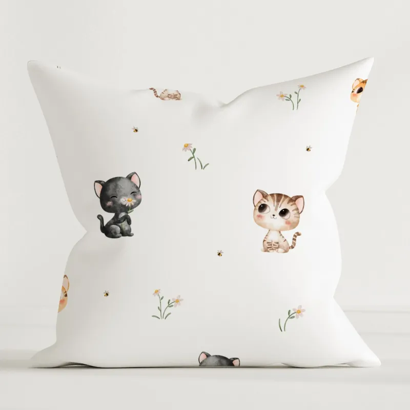 LESLIS Kinder Dekokissen „Katzen“ – Katzen-Motiv, 40 × 40 cm