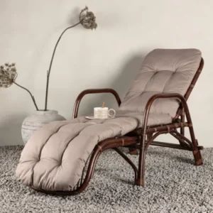 Sonnenliege Virell - aus Rattan inklusive Kissen